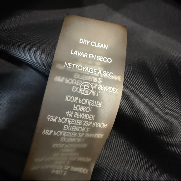 Calvin Klein Pencil Skirt with Black and White Geometric Design Size 6P - Picture 13 of 17